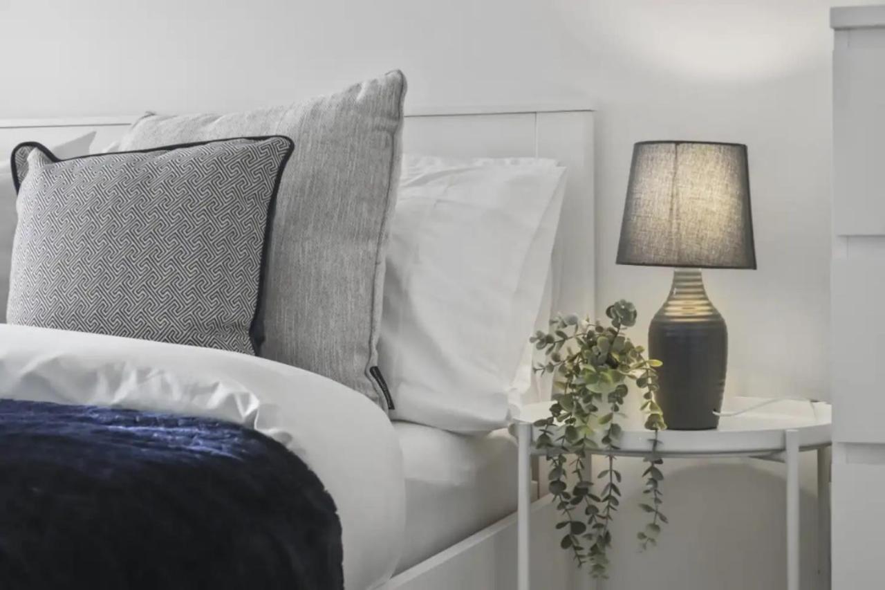 Centrally Located - Modern - 2Bed - 2Bath Apartment Londyn Zewnętrze zdjęcie