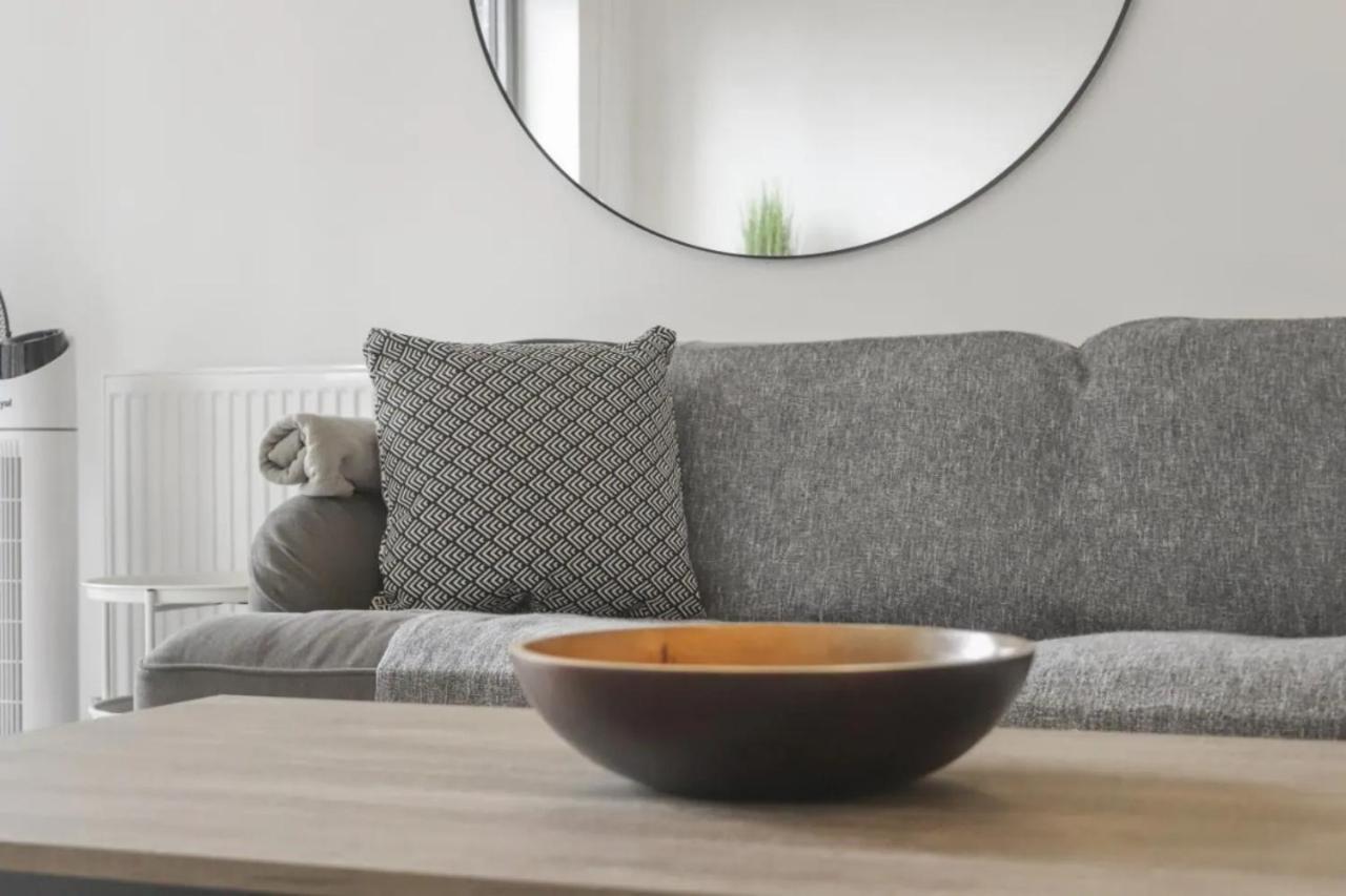 Centrally Located - Modern - 2Bed - 2Bath Apartment Londyn Zewnętrze zdjęcie