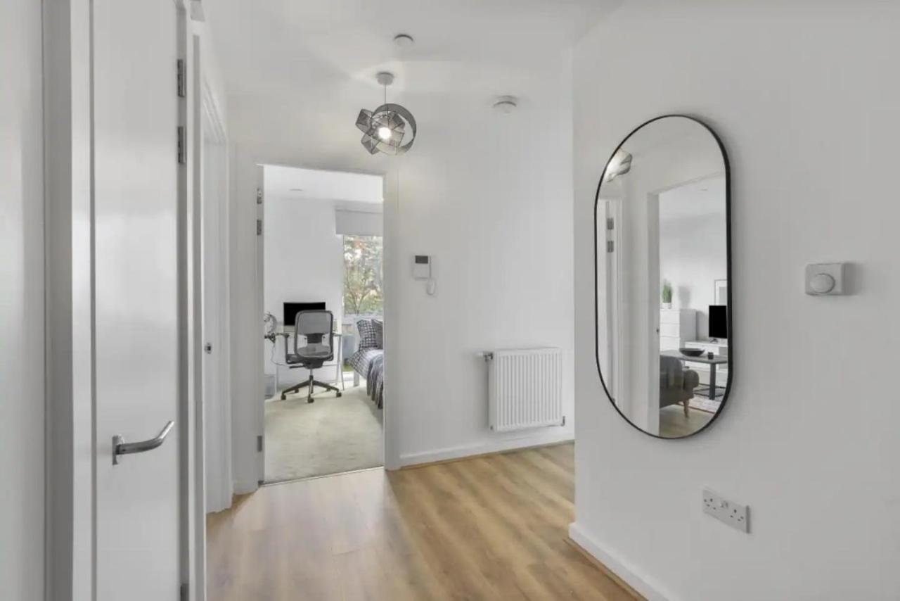 Centrally Located - Modern - 2Bed - 2Bath Apartment Londyn Zewnętrze zdjęcie