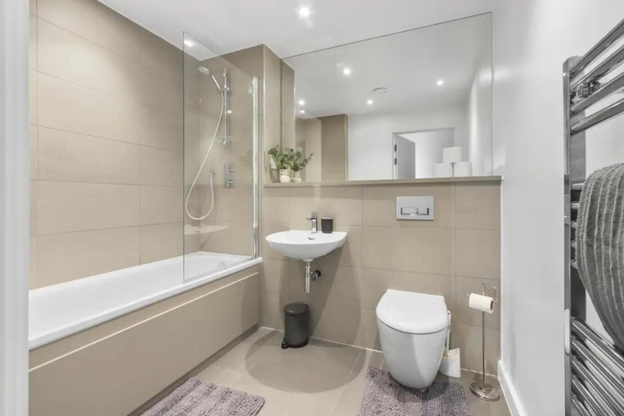 Centrally Located - Modern - 2Bed - 2Bath Apartment Londyn Zewnętrze zdjęcie