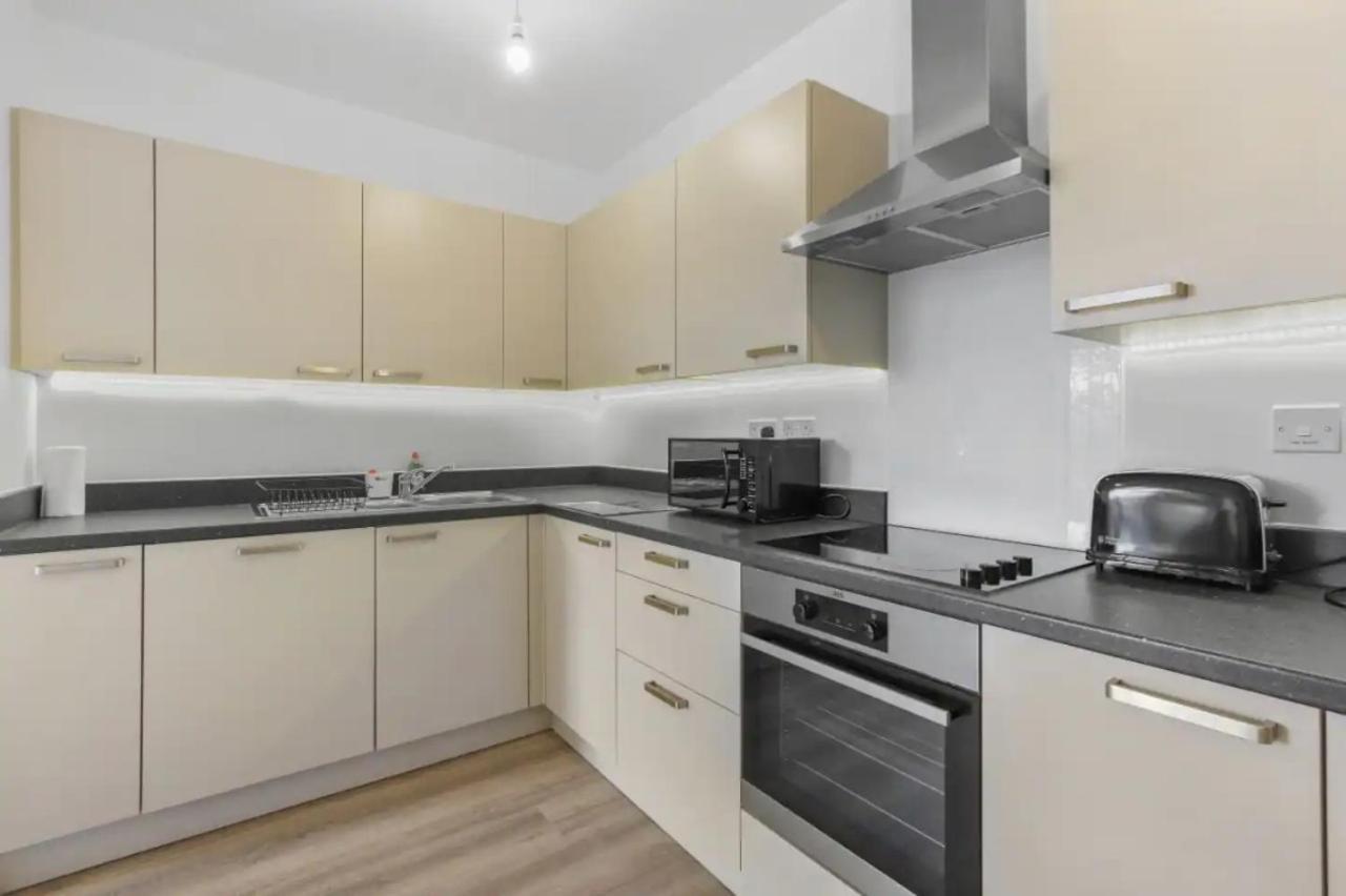 Centrally Located - Modern - 2Bed - 2Bath Apartment Londyn Zewnętrze zdjęcie