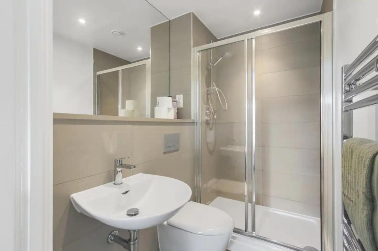 Centrally Located - Modern - 2Bed - 2Bath Apartment Londyn Zewnętrze zdjęcie